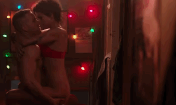 Ryan Reynolds and Morena Baccarin in 'Deadpool' fucking while standing up